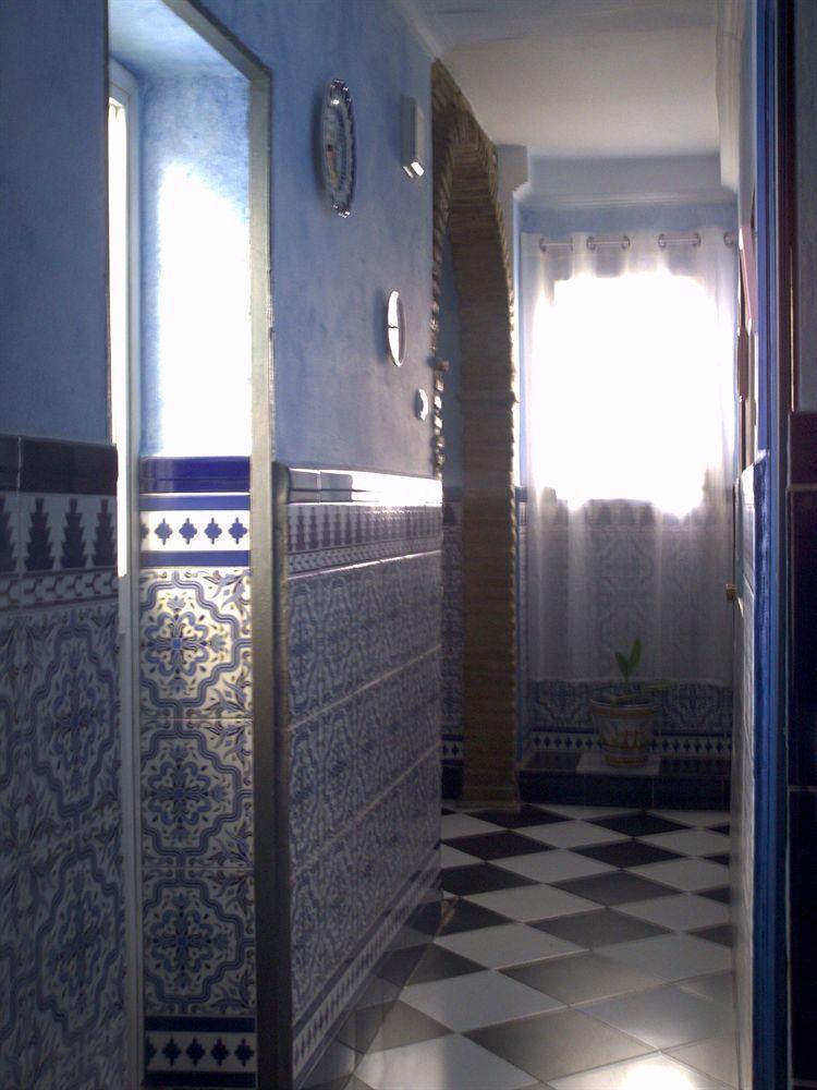 Hostal Lis เซบีญา ภายนอก รูปภาพ