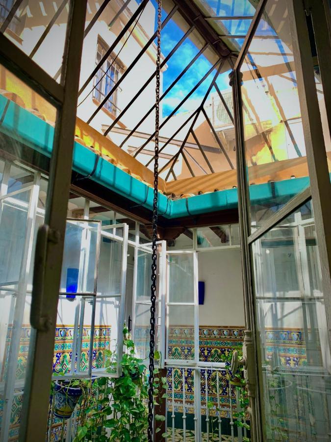 Hostal Lis เซบีญา ภายนอก รูปภาพ
