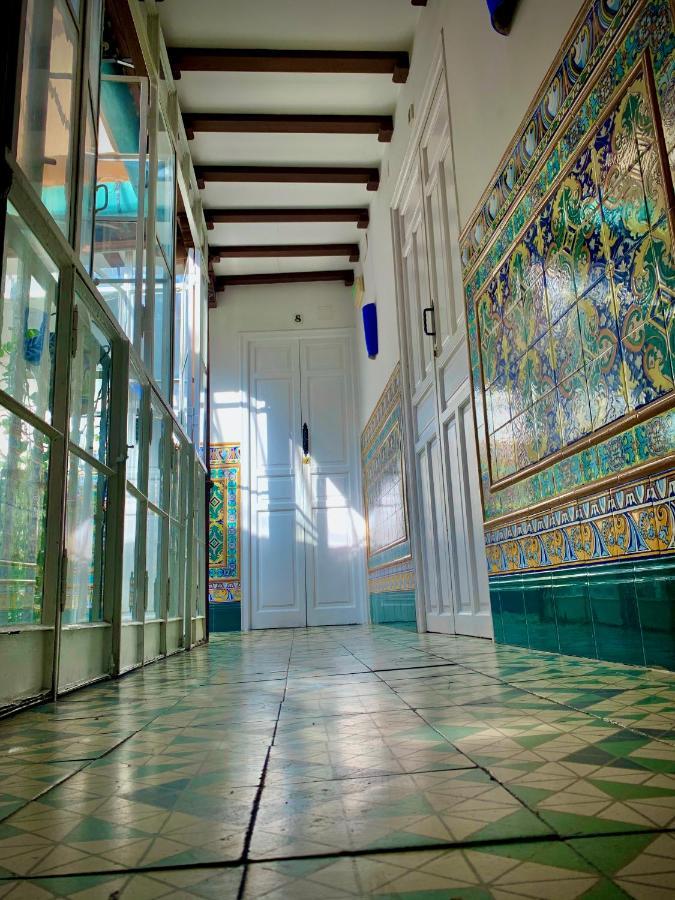 Hostal Lis เซบีญา ภายนอก รูปภาพ